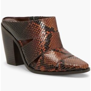 Brand New Vince Camuto Aimie Square Toe Mule (Women)